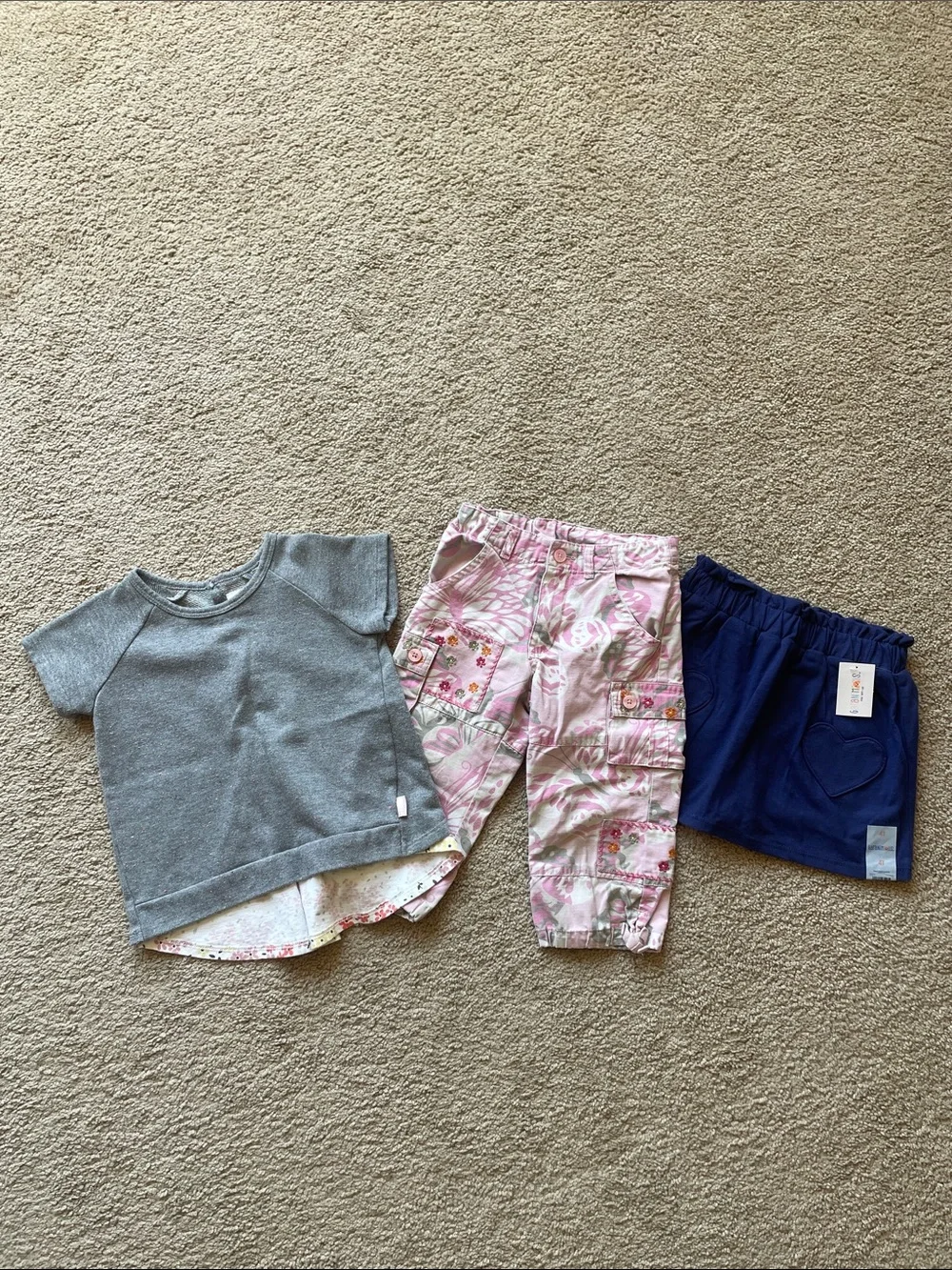 GAP Girls Pink Floral Cargo Pants, NWT Navy Skort & Gray Top Set 4T Lot Kids